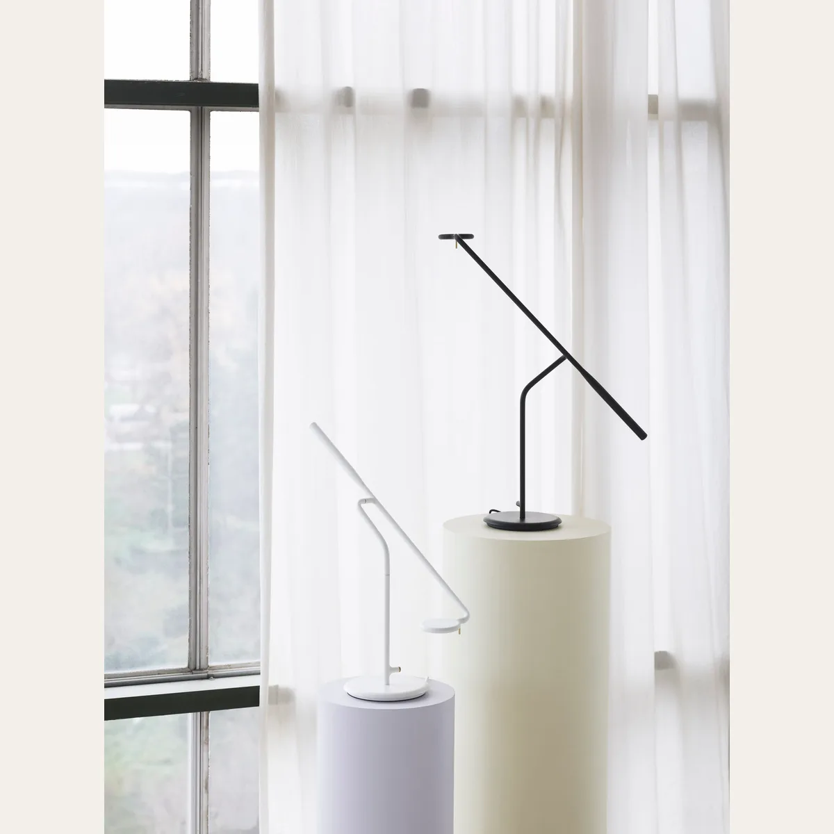 Настольный светильник Normann Copenhagen Flow