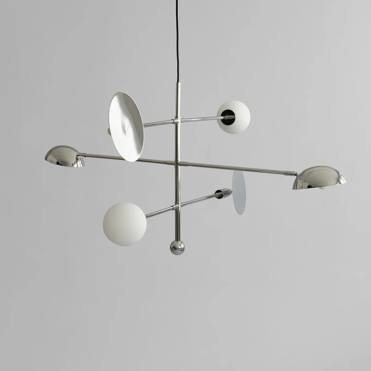 Sahn Chandelier