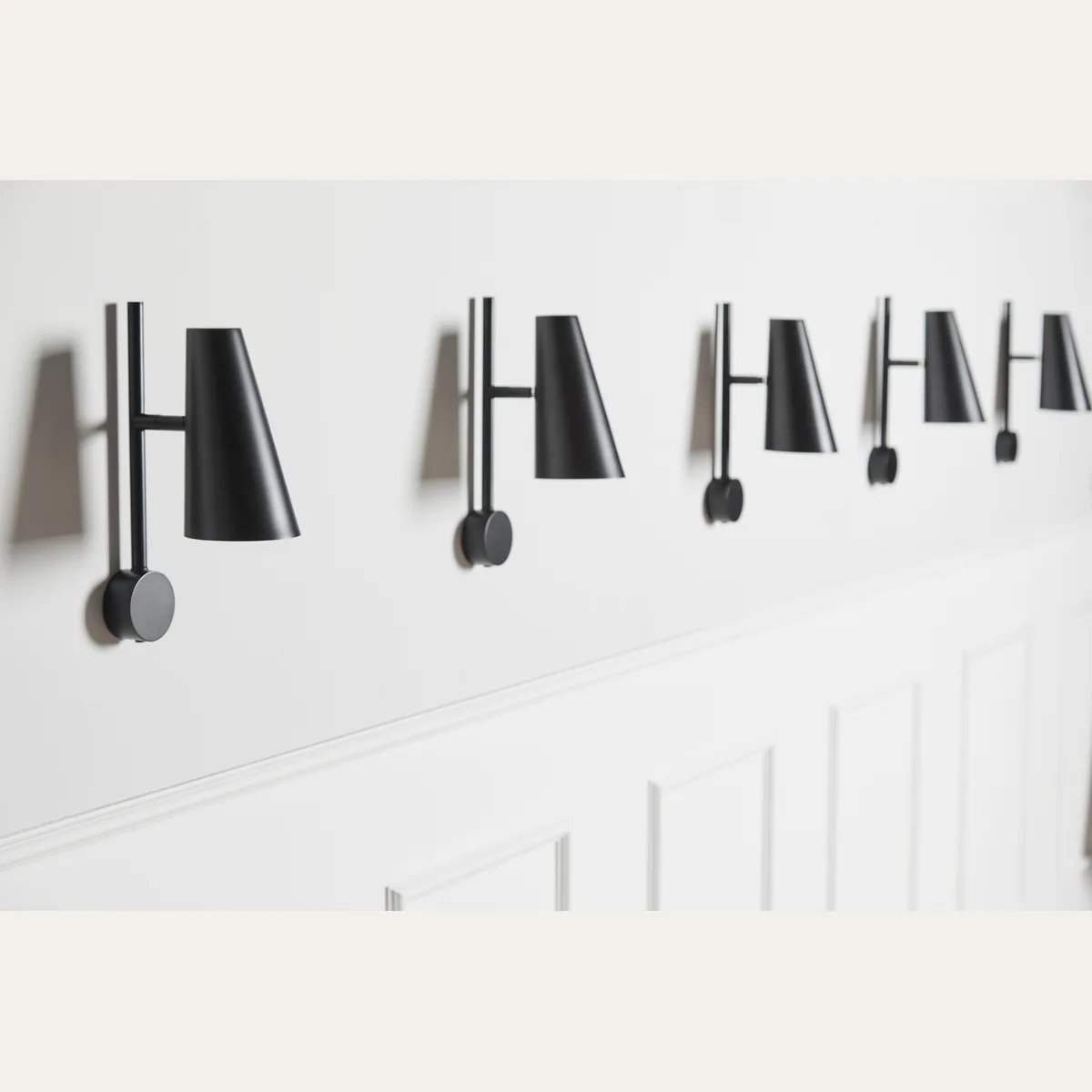 Cono wall lamp