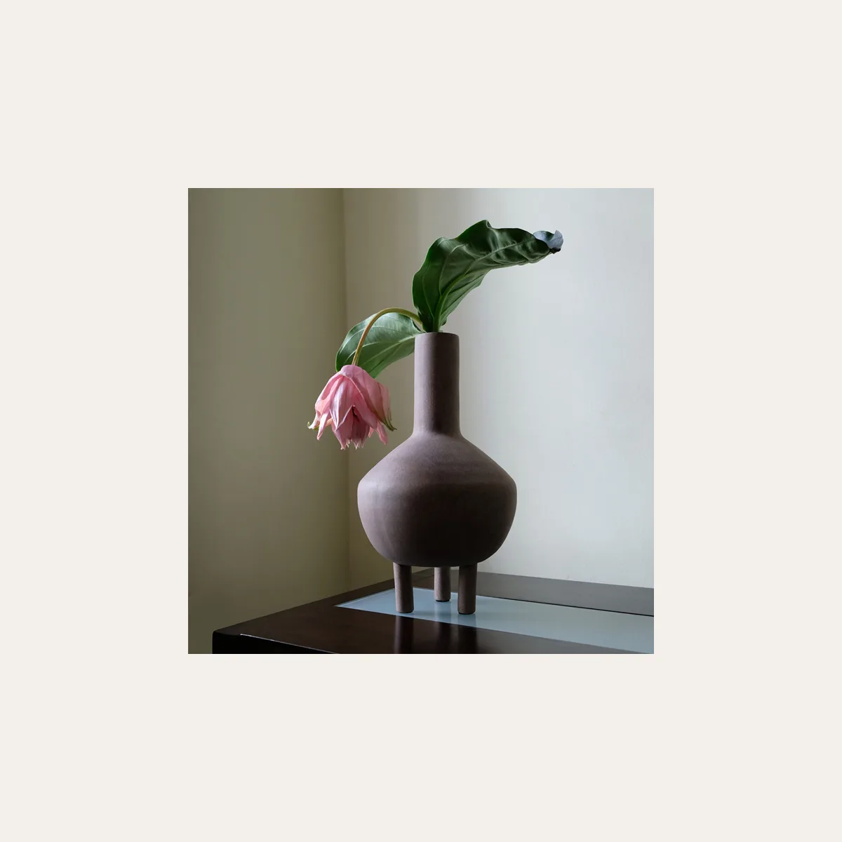 Duck Vase, Fat - Taupe