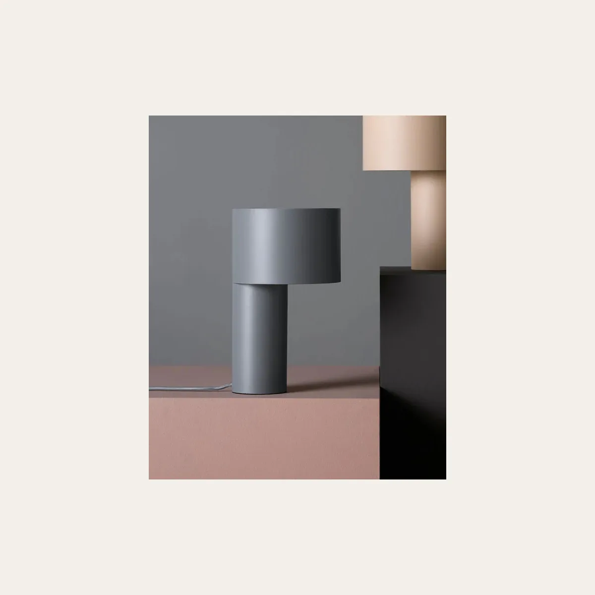 Tangent table lamp