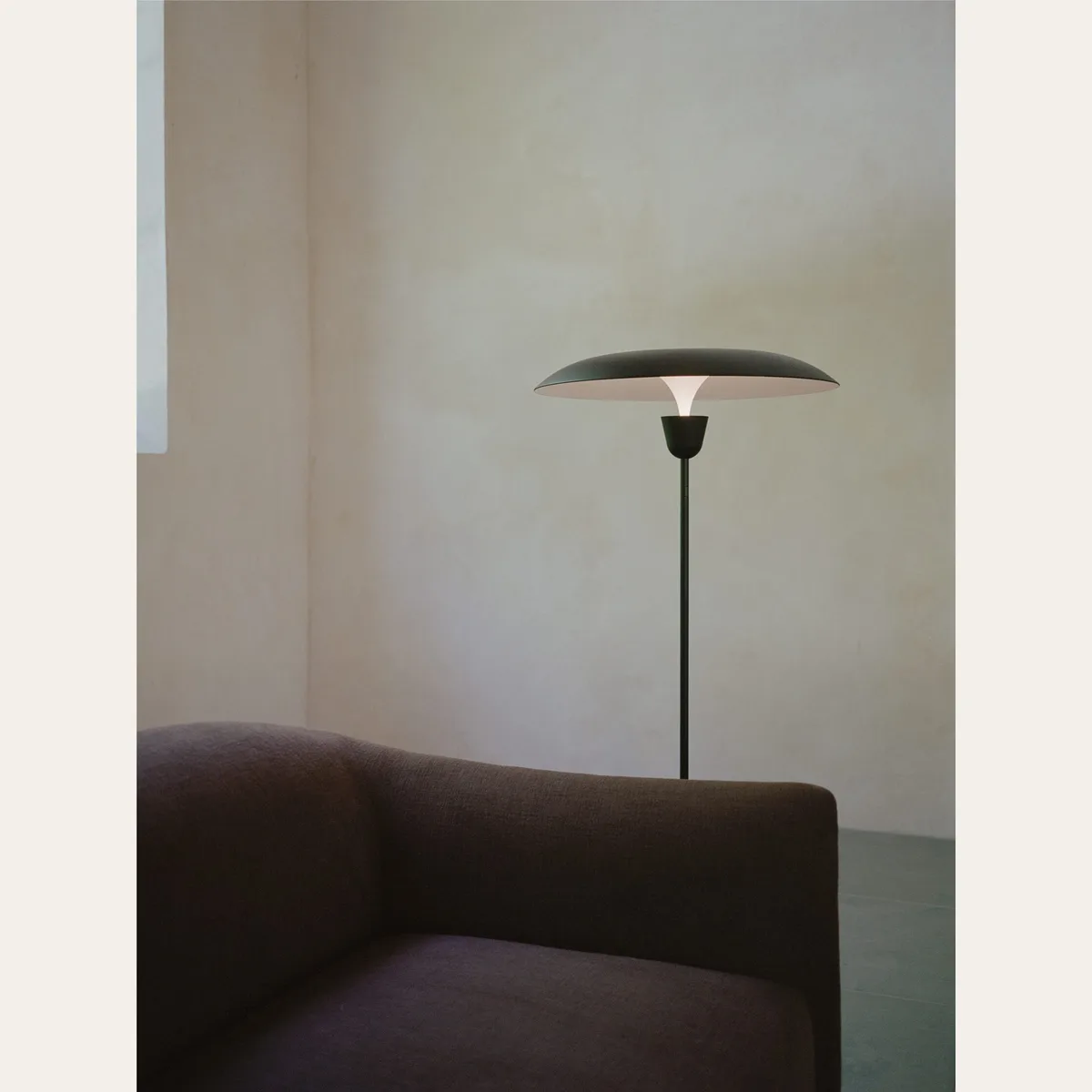 Kantarell Floor Lamp