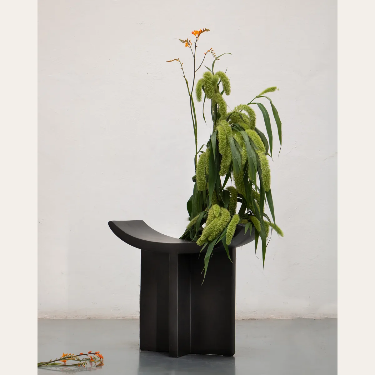 Brutus Stool