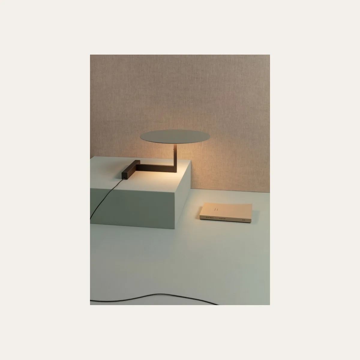 Настольный светильник Vibia Flat 5965