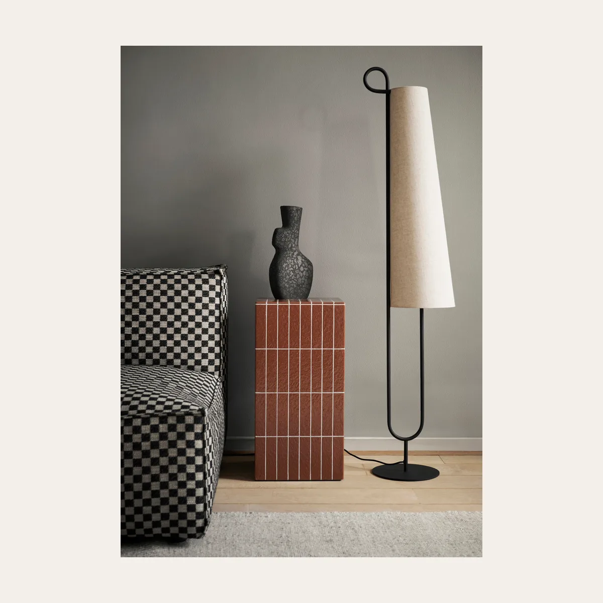 Ancora Floor Lamp