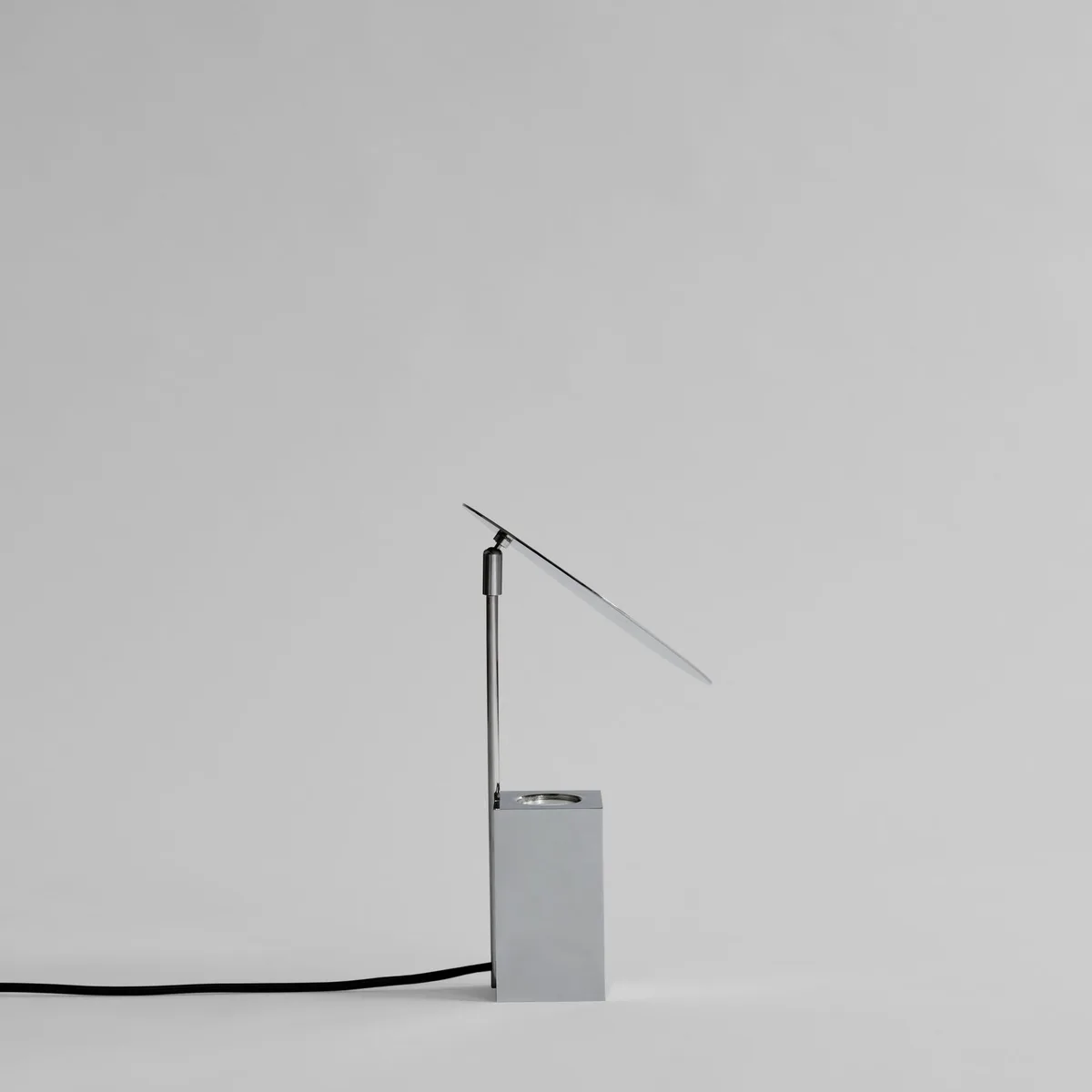 Reflect Table Lamp