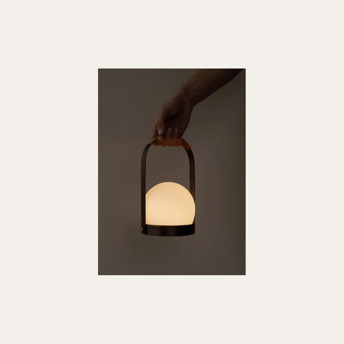 Настольный светильник MENU Carrie Table Lamp
