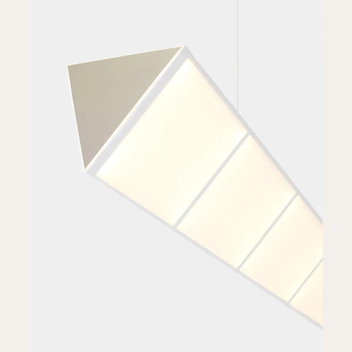 Igor Vertical Pendant