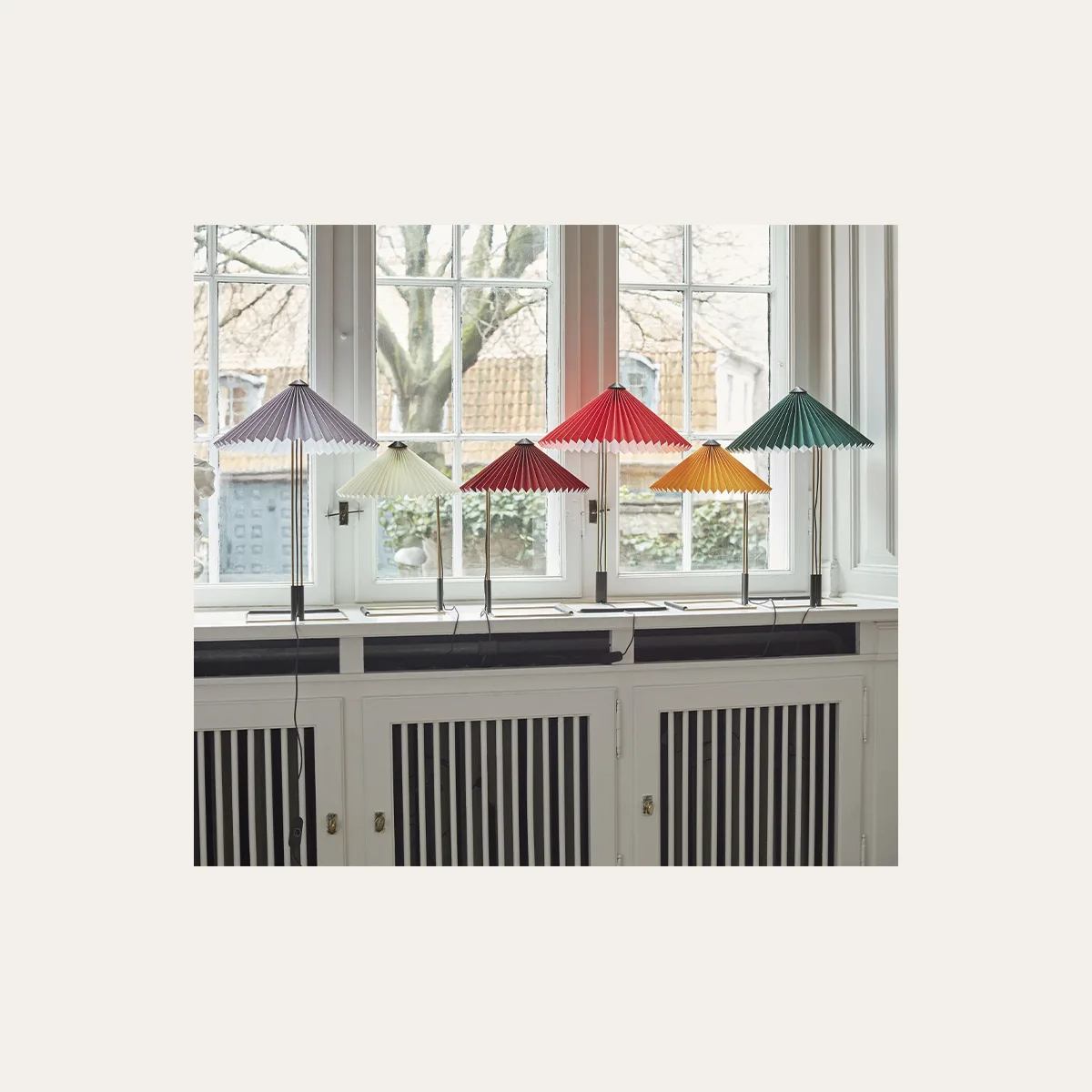 Matin table Oxide red