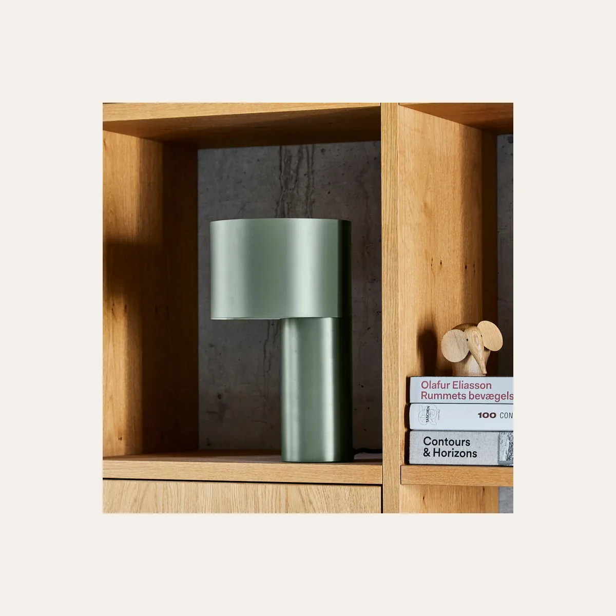 Tangent table lamp