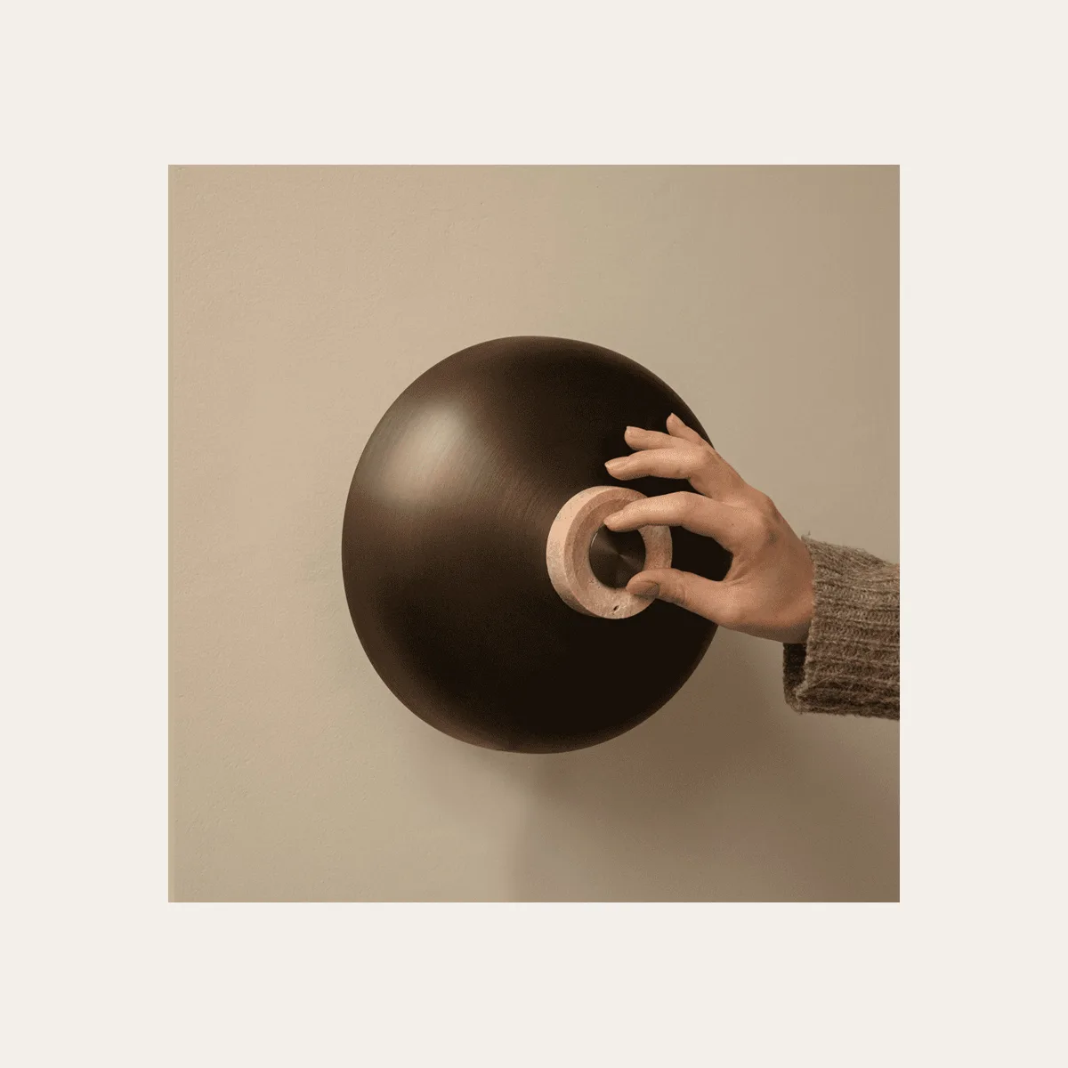 Reverse Wall Lamp