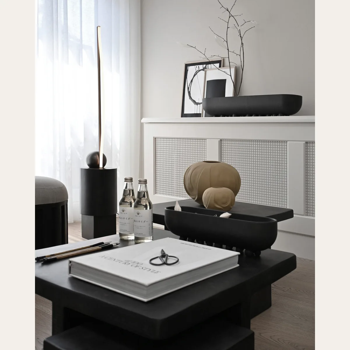 Bow Floor Lamp