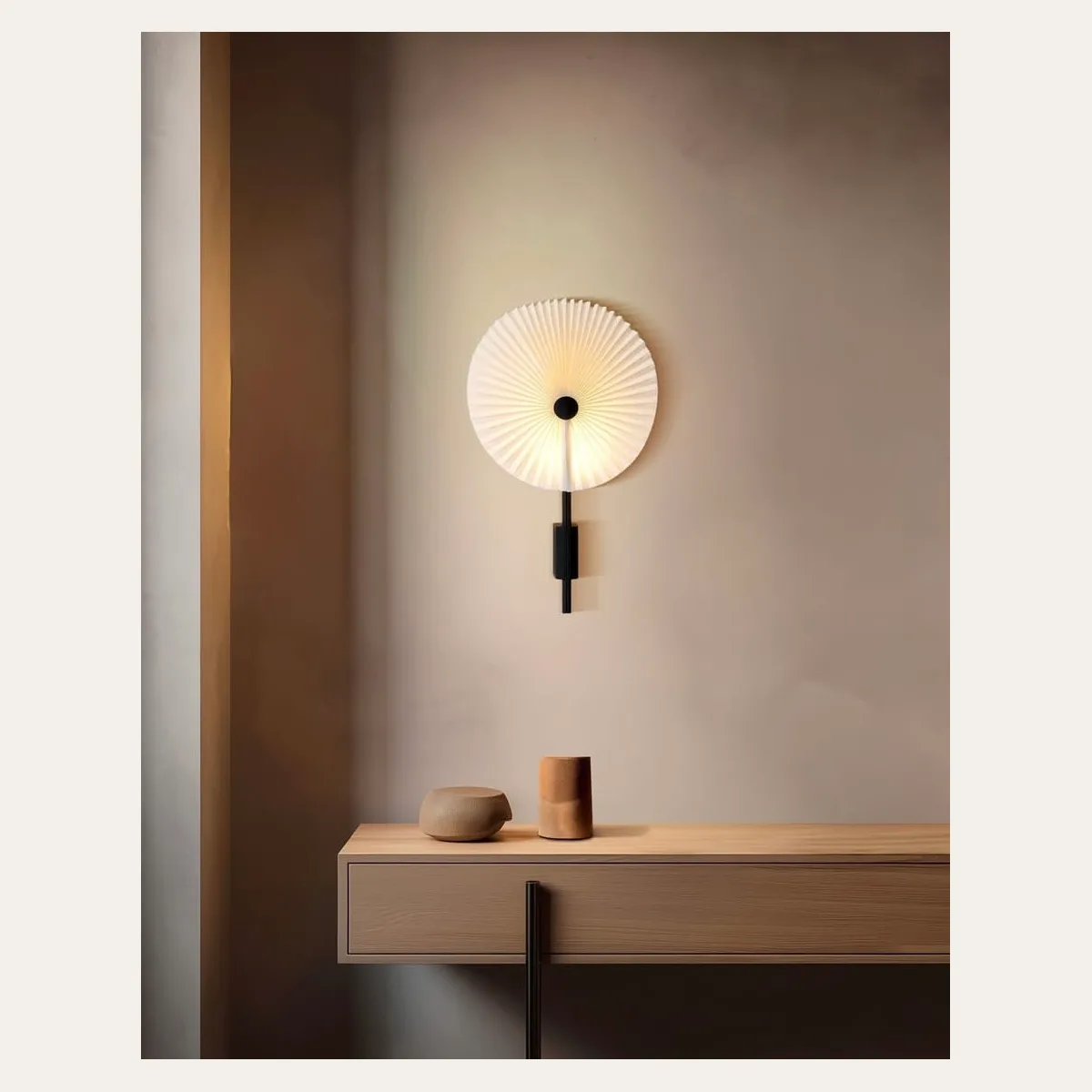 Liris wall