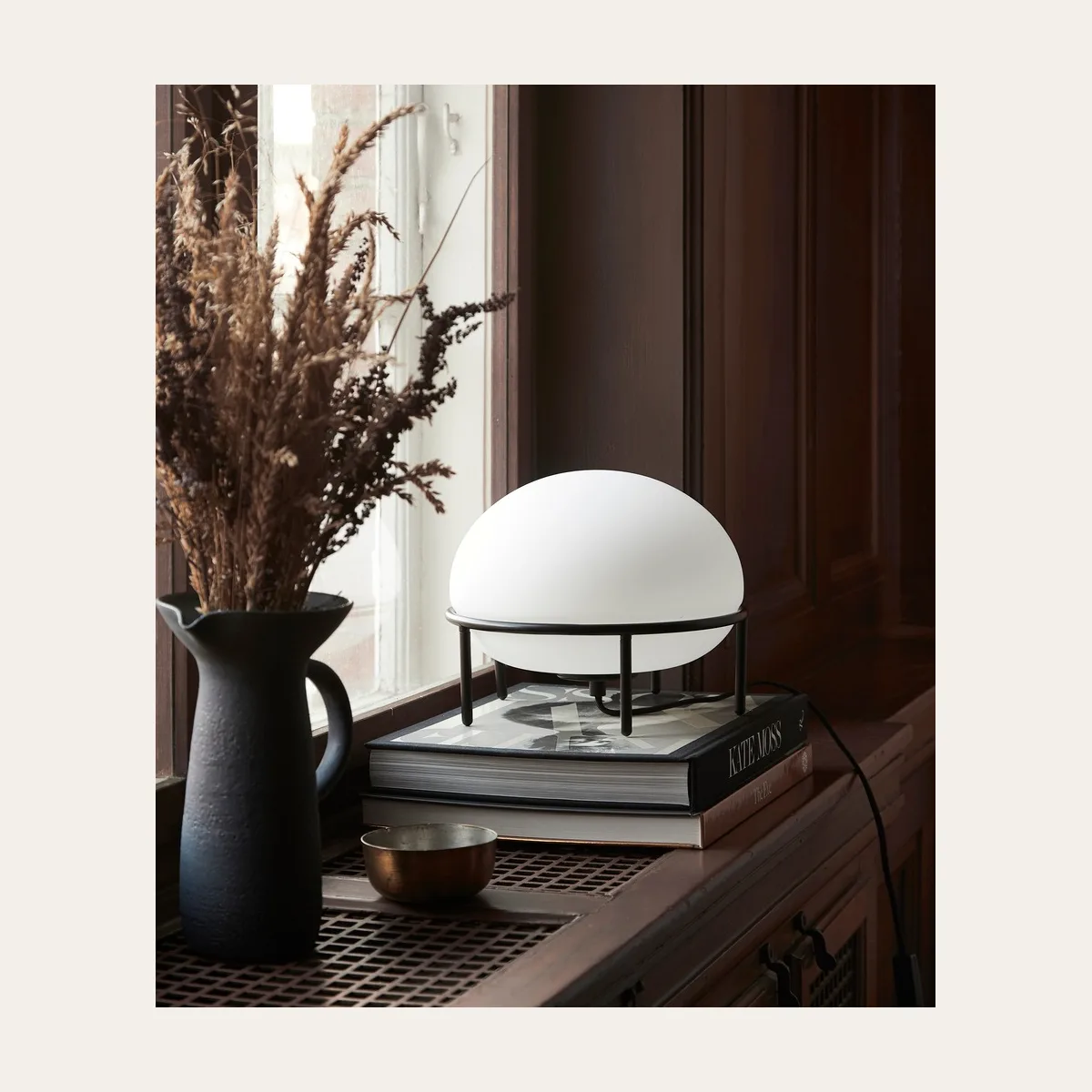 Настольный светильник WOUD Pump table lamp