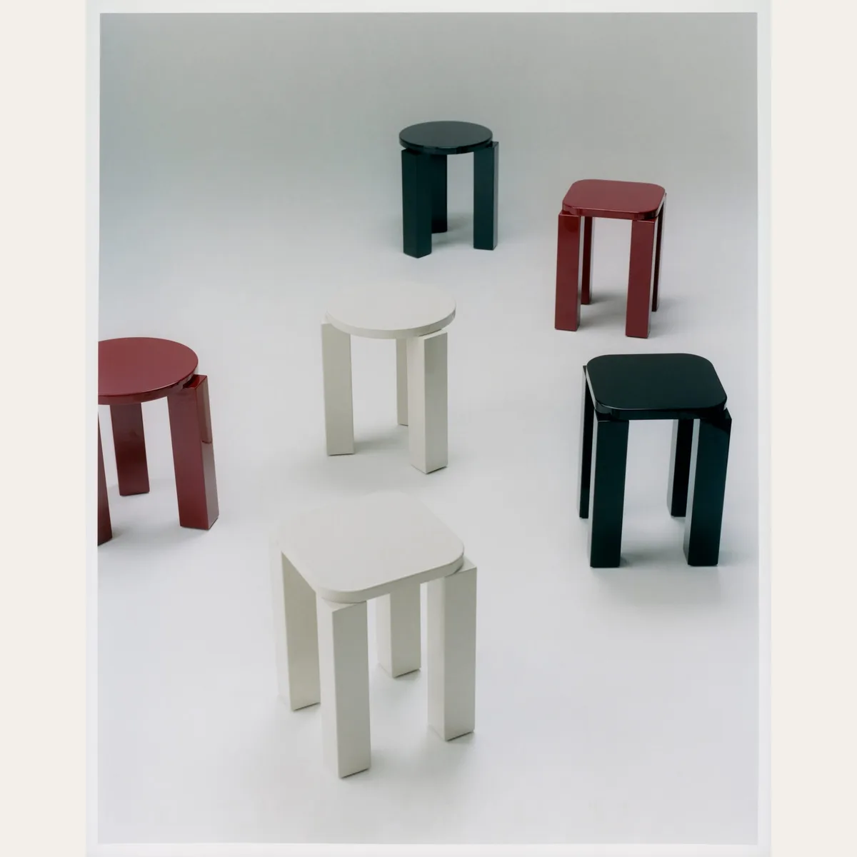 Atlas Stool Lacquered Burgundy