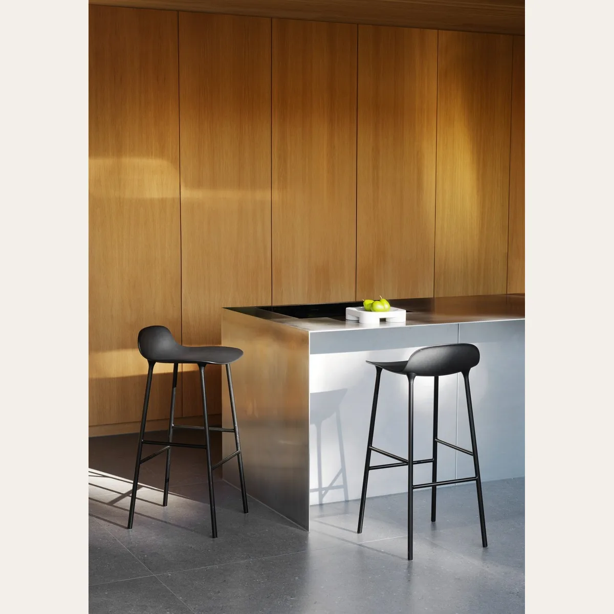Form Barstool 65 cm Steel
