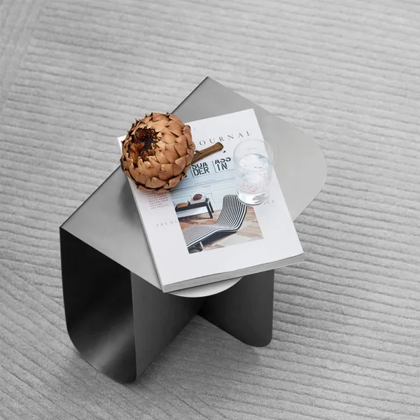 Mass side table