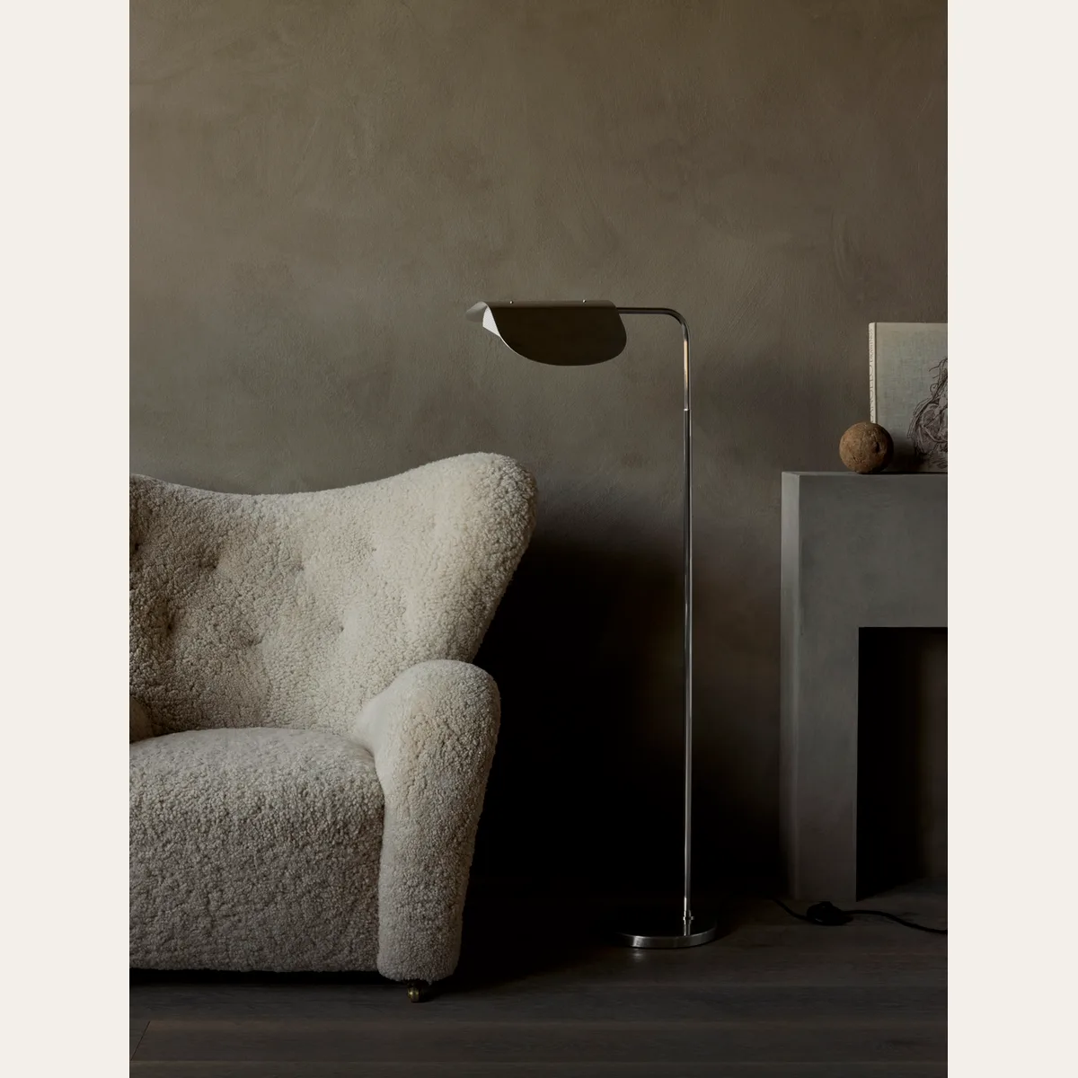 Wing Floor Lamp.