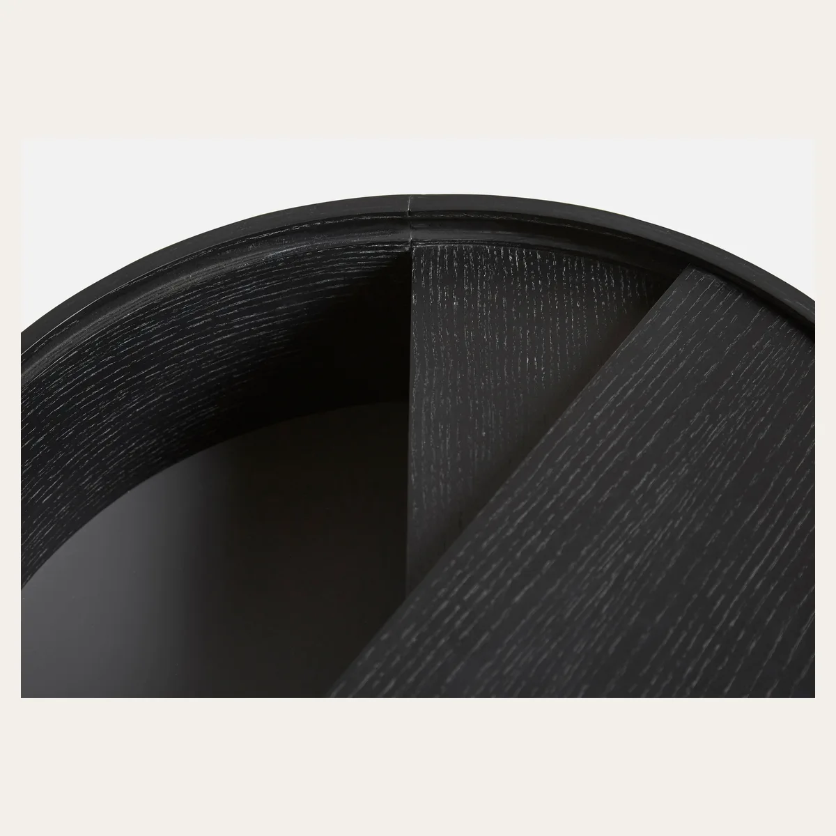 Arc coffee table 42 см black