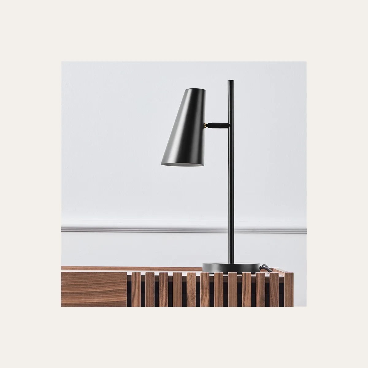 Cono table lamp