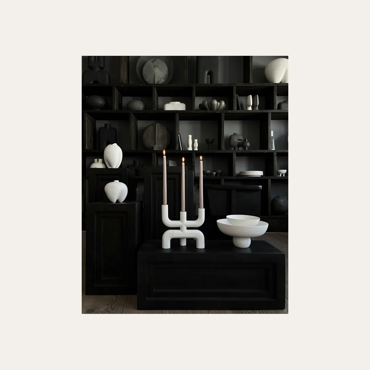 Подсвечник 101 COPENHAGEN Cobra Candle Holder Bone White