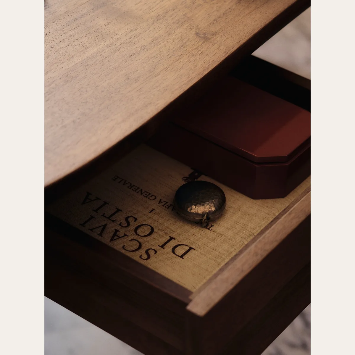 Feve Console Table