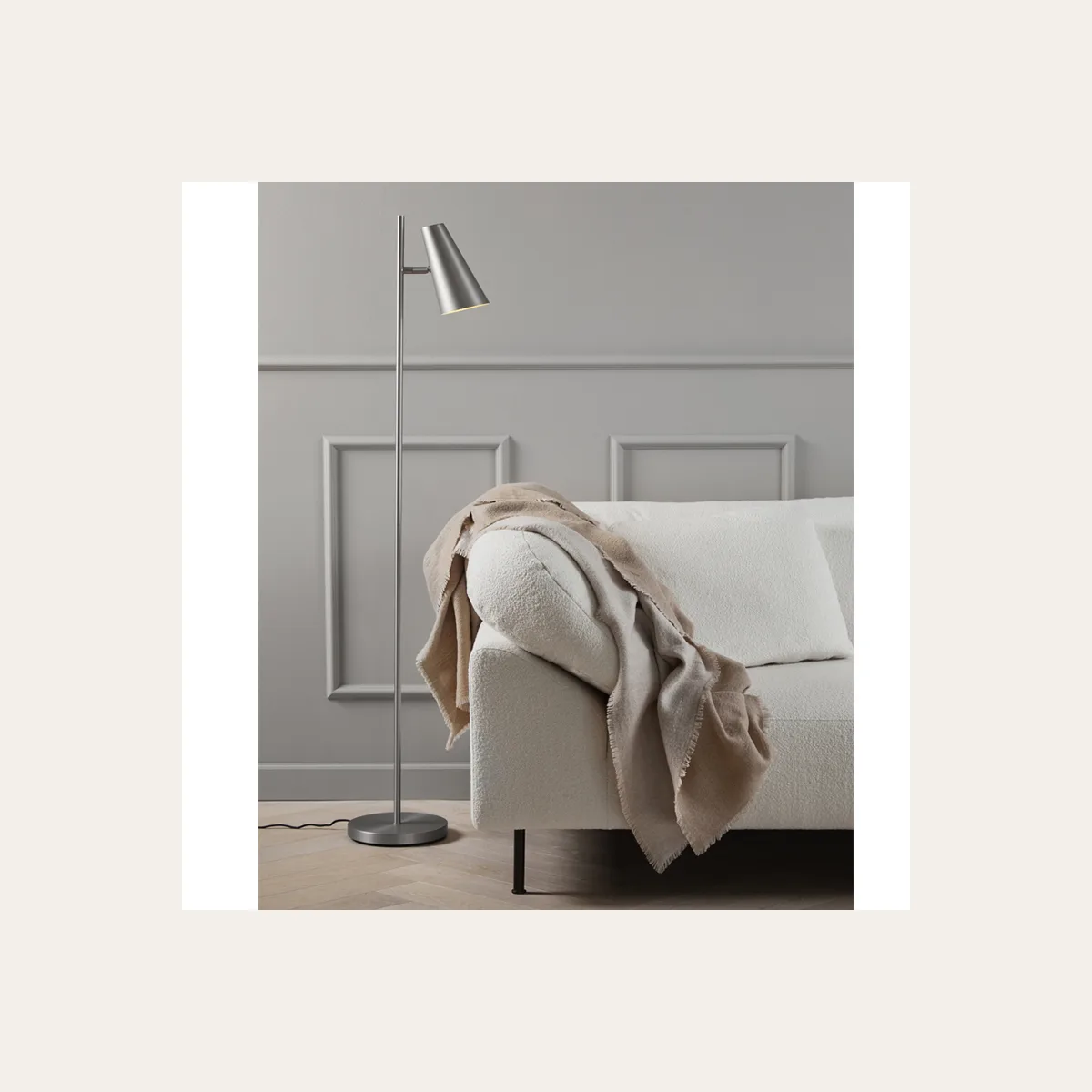 Cono floor lamp