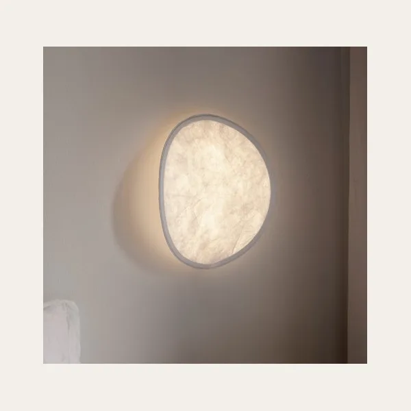 Tense Wall Lamp