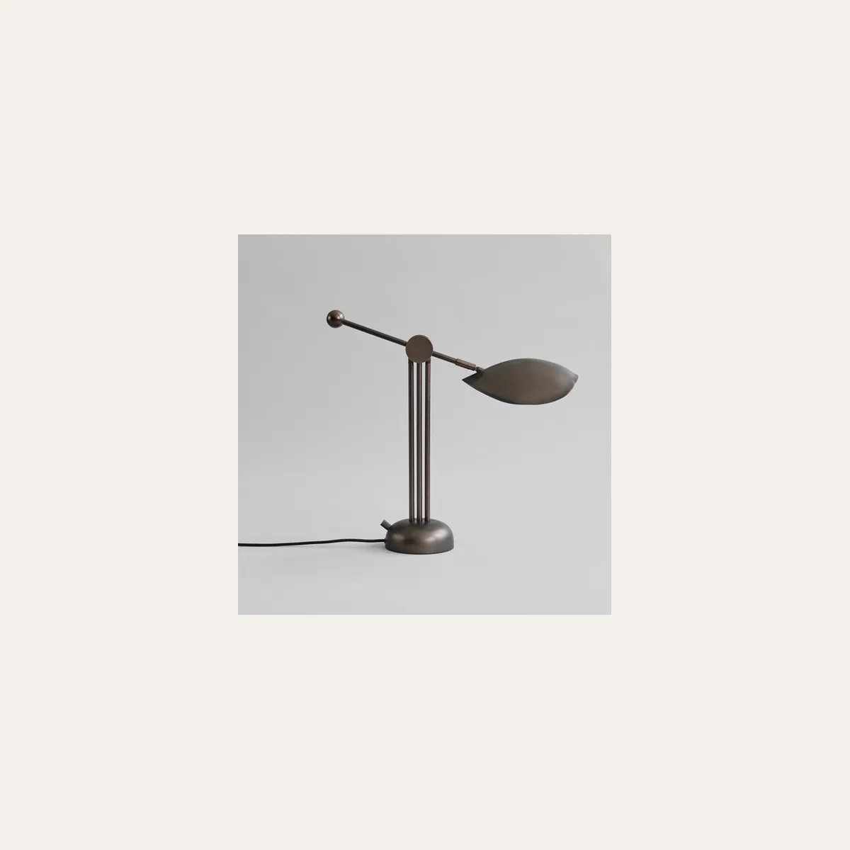 Stingray Table Lamp