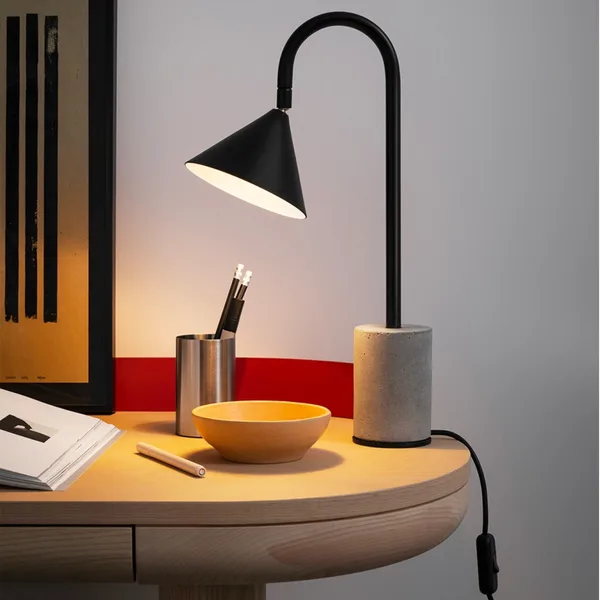 Ozz Desk