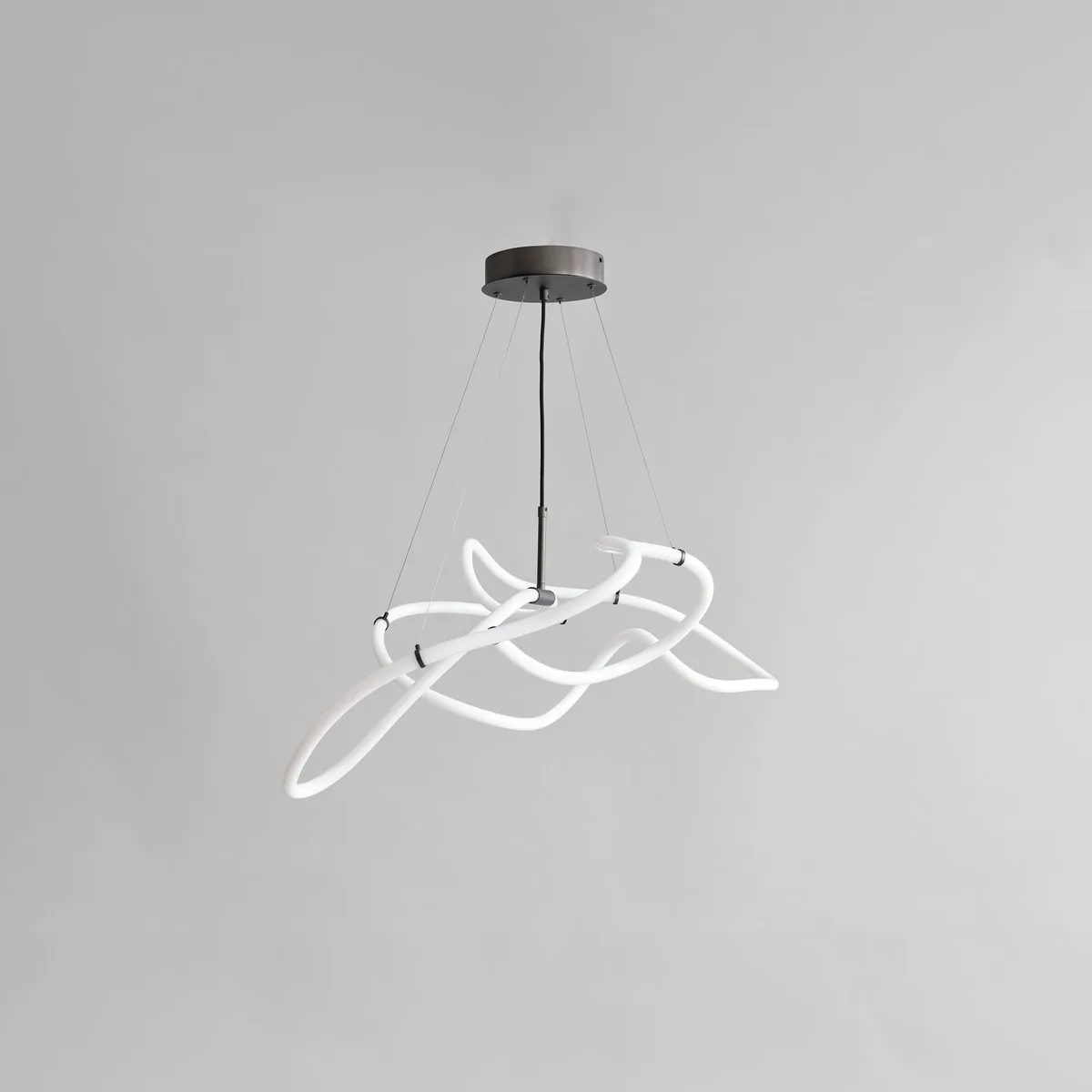Ghost Chandelier, Mini
