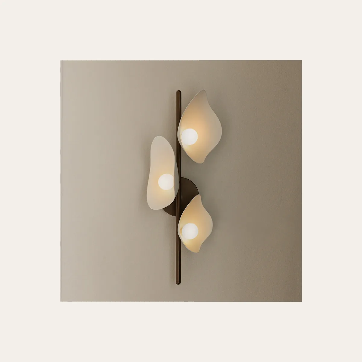 Florii 3 Wall