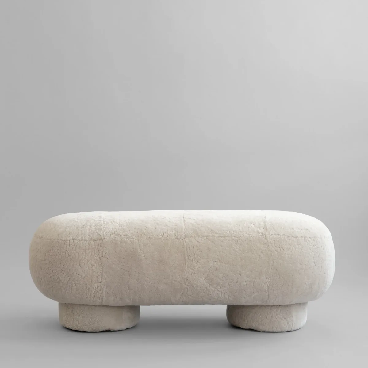 Big Foot Bench Sheepskin