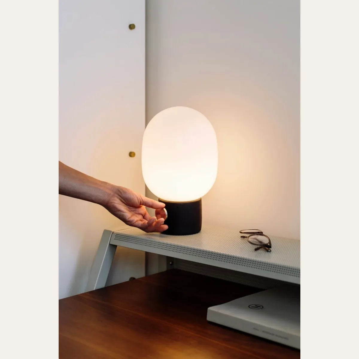 Настольный светильник Audo(Menu) JWDA Table Lamp