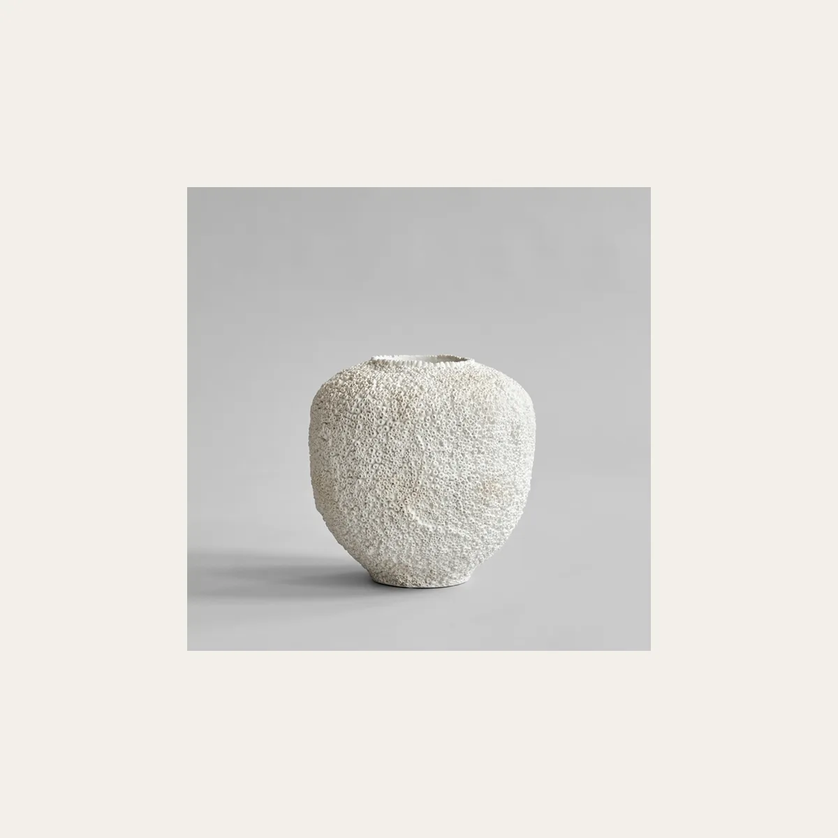 Sunao Vase Beehive