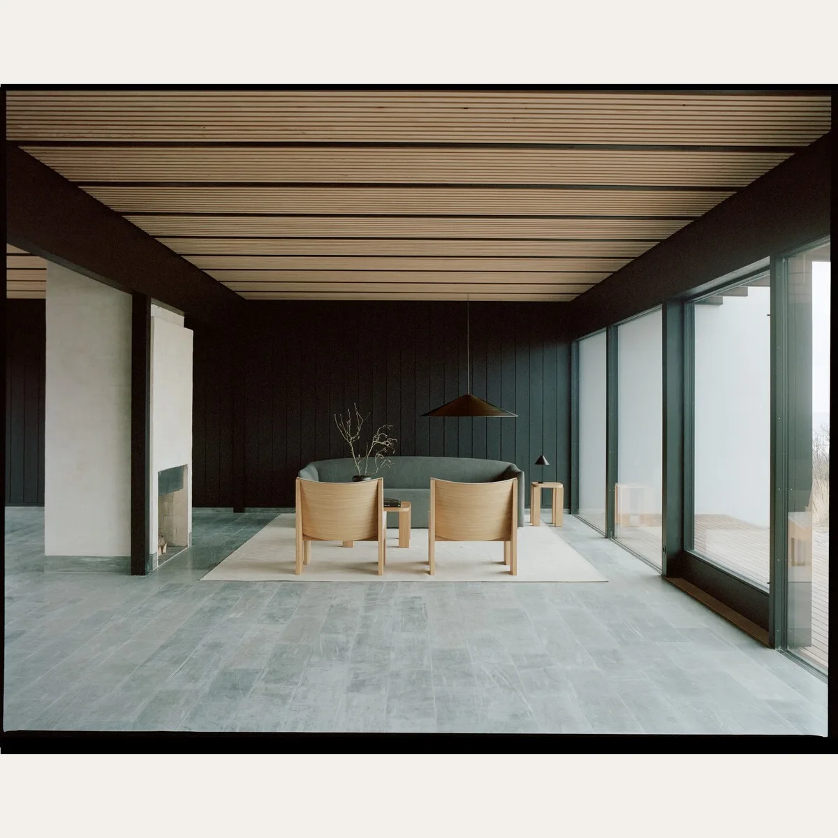 Tenon Lounge Chair