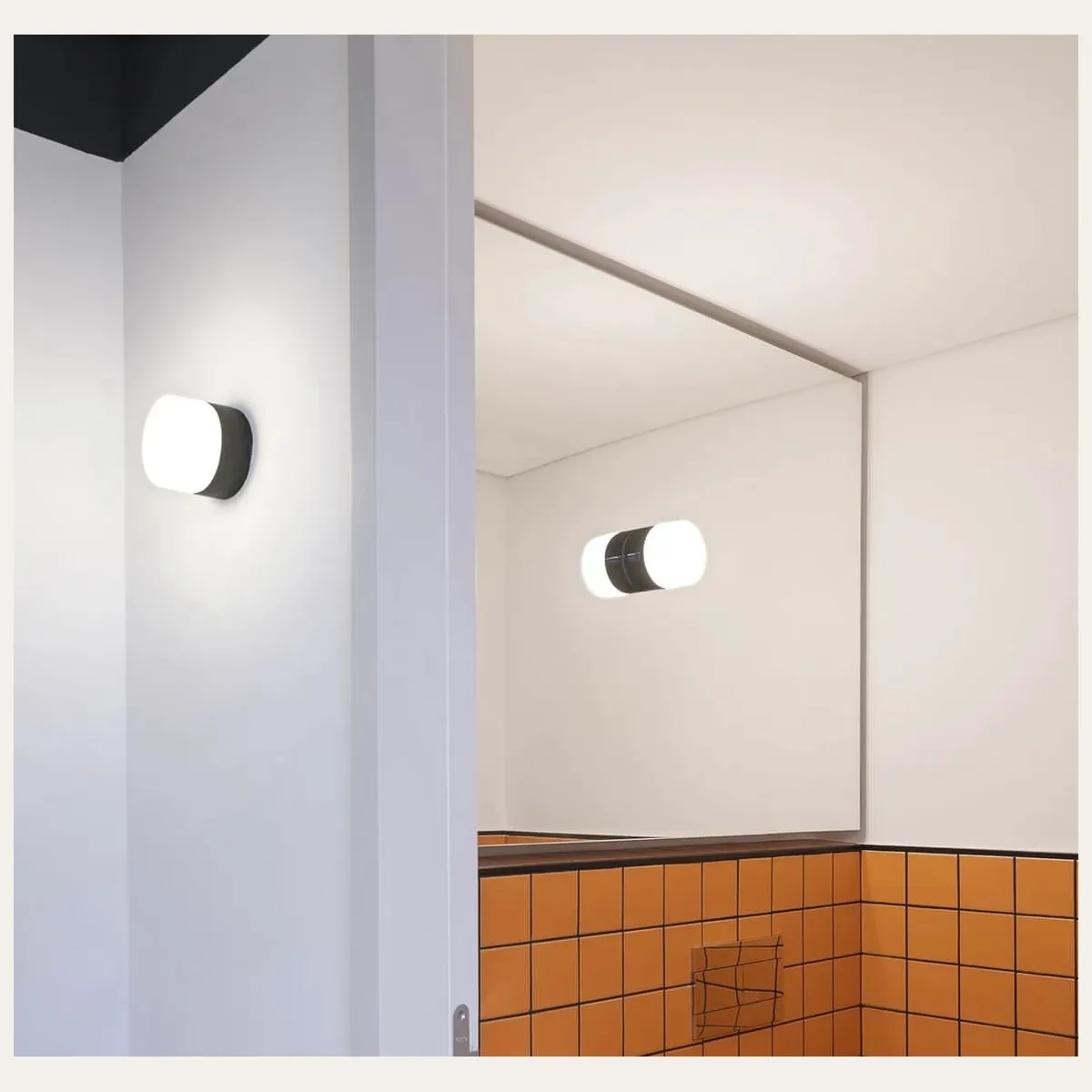 Wall light 17