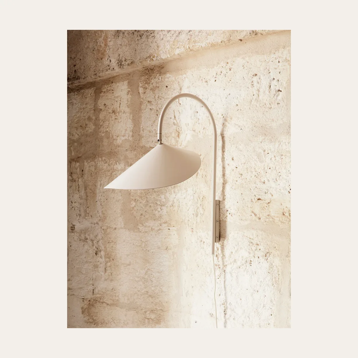 Настенный светильник Ferm Living Arum