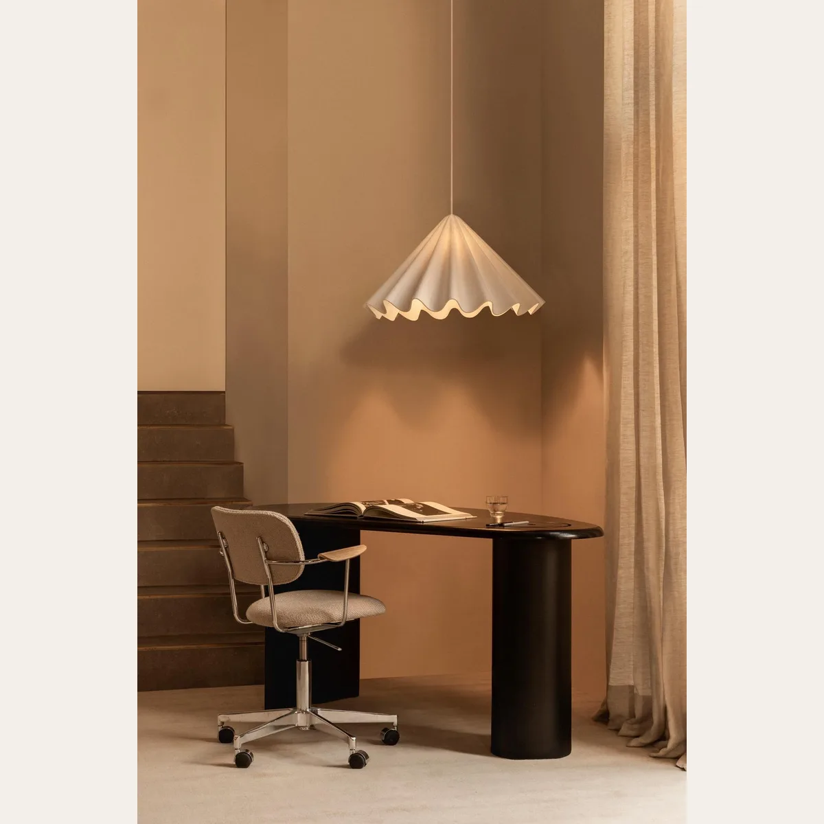 Dancing Pendant Lamp