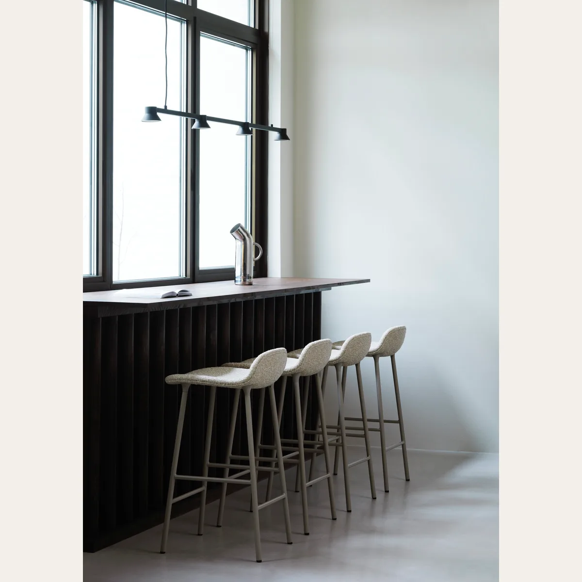 Hat Lamp Linear
