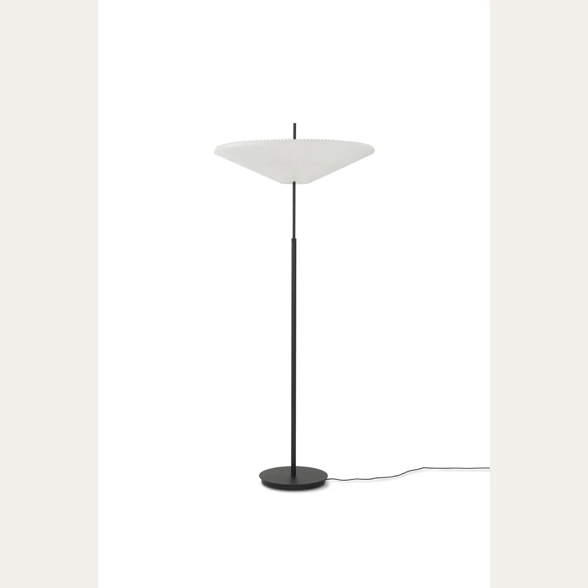 Nebra Floor Lamp