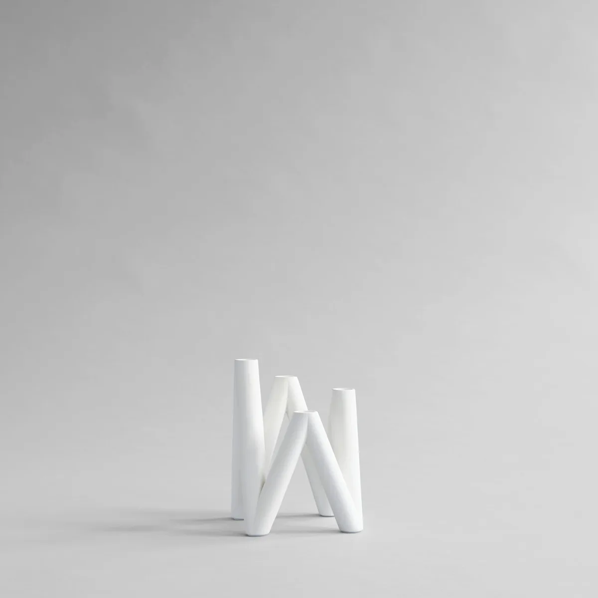 W Candle Holder Bone White