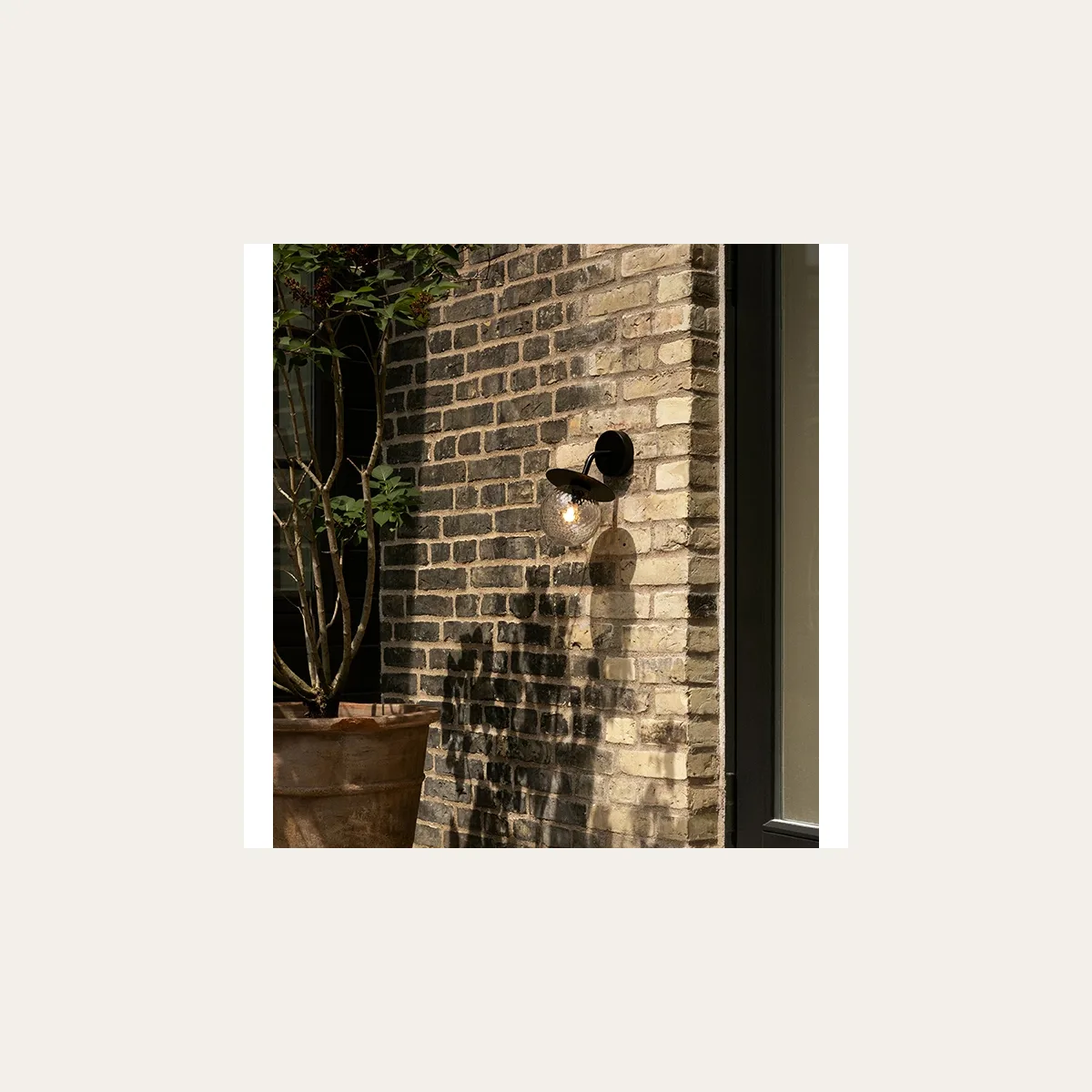 Liila Wall Outdoor