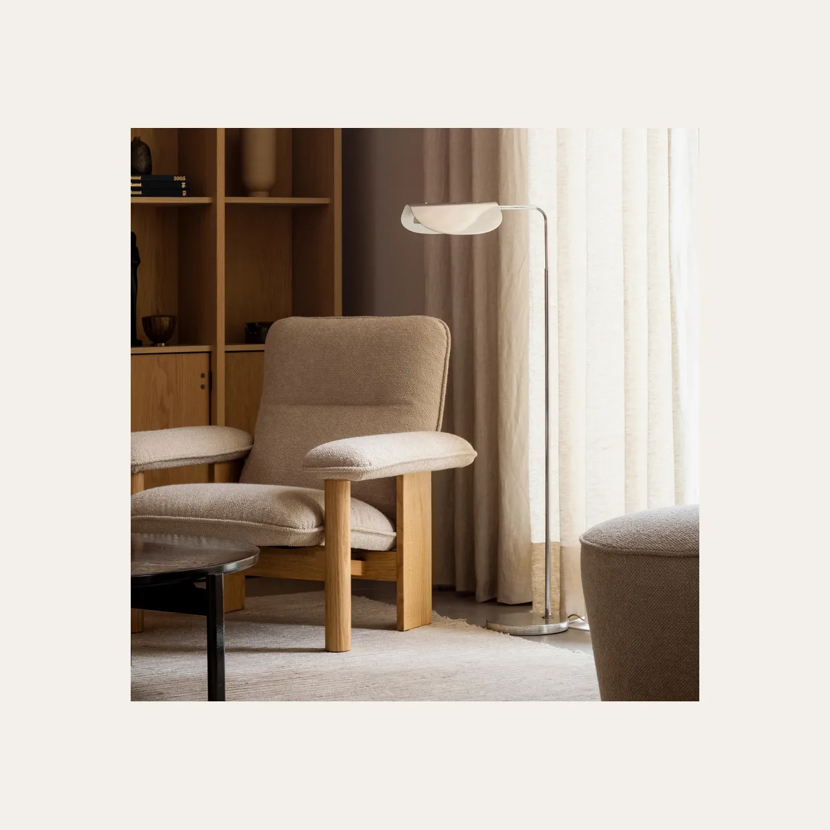 Wing Floor Lamp.
