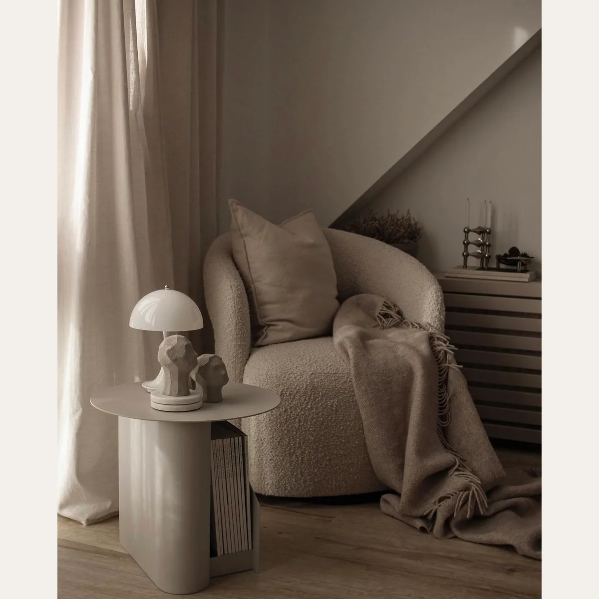 Журнальный столик WOUD Sentrum side table