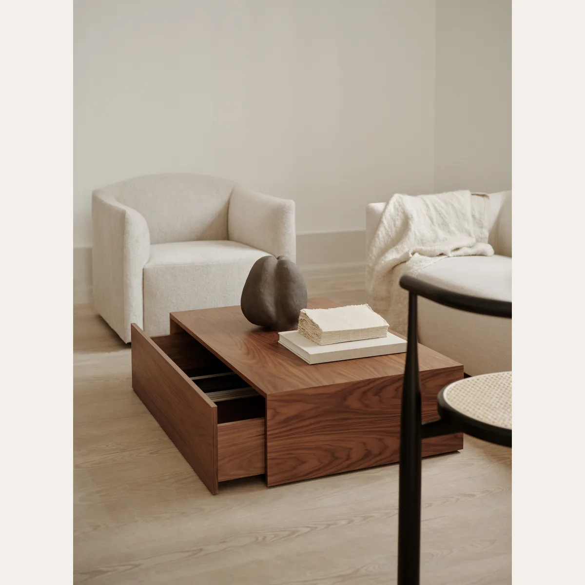 Mass Coffee Table High w. Drawer