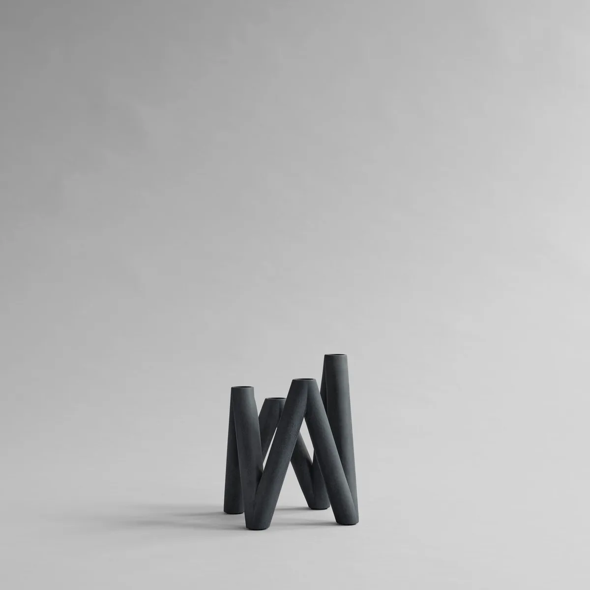 W Candle Holder Black