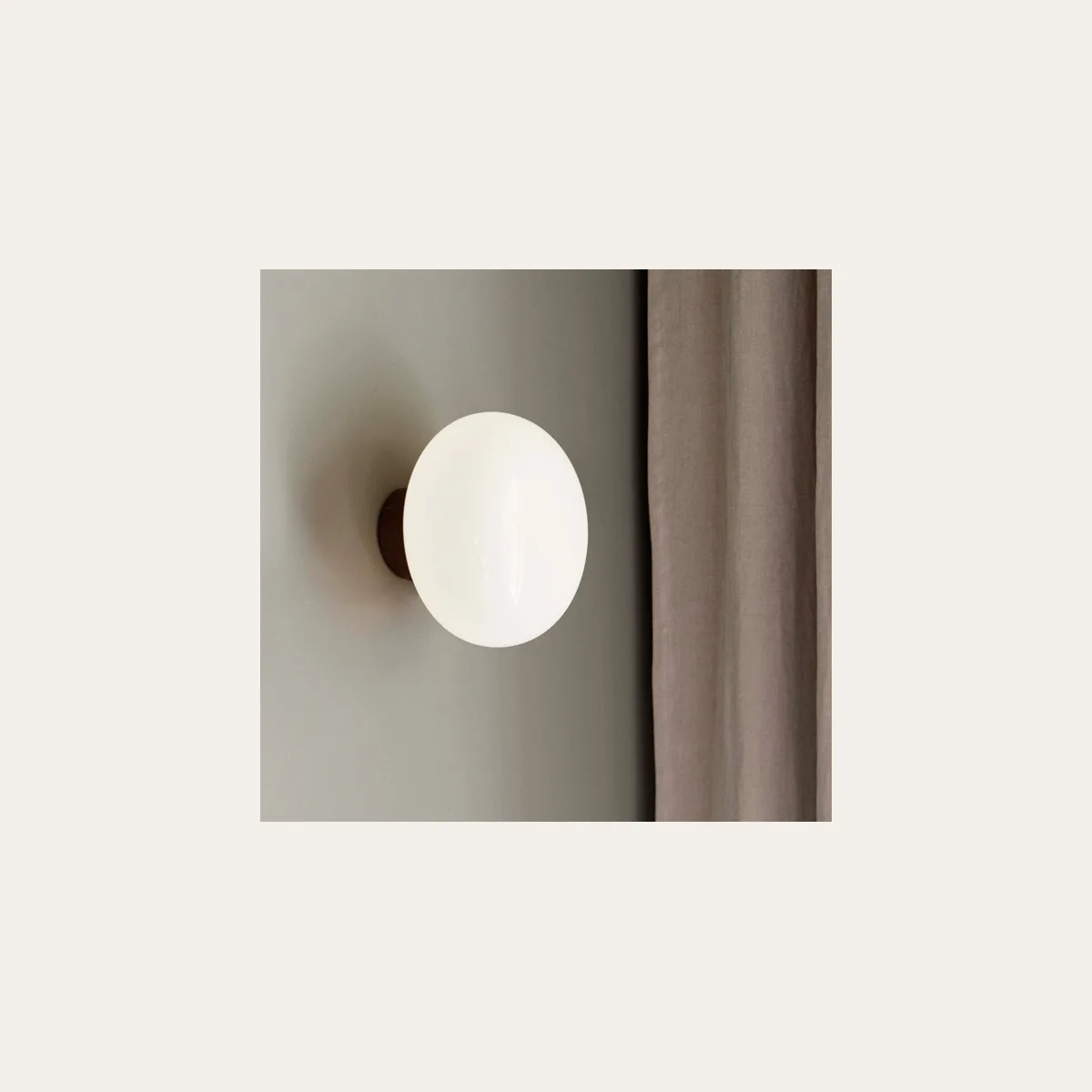 Настенный светильник New Works Karl-Johan Wall Lamp