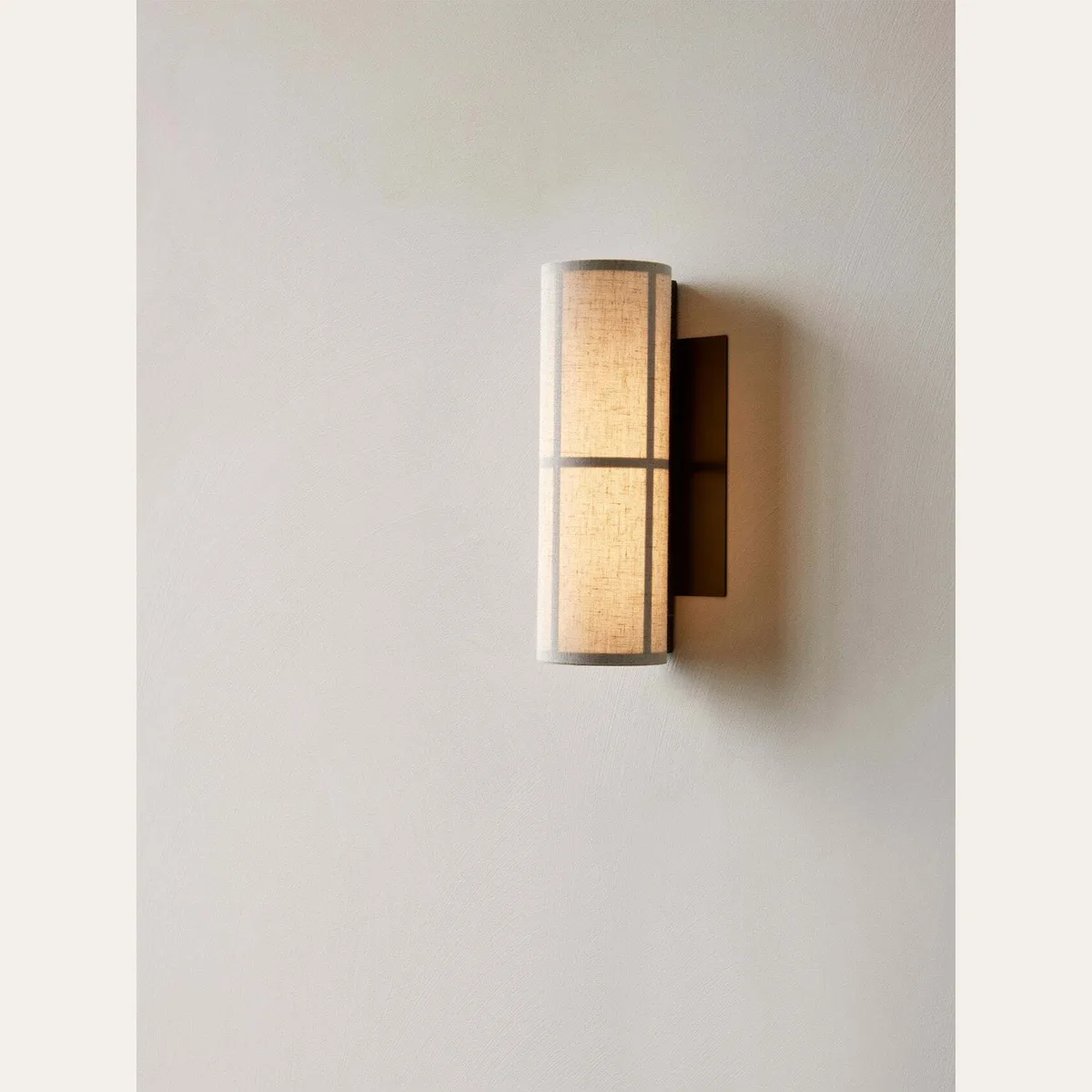 Hashira Wall Lamp