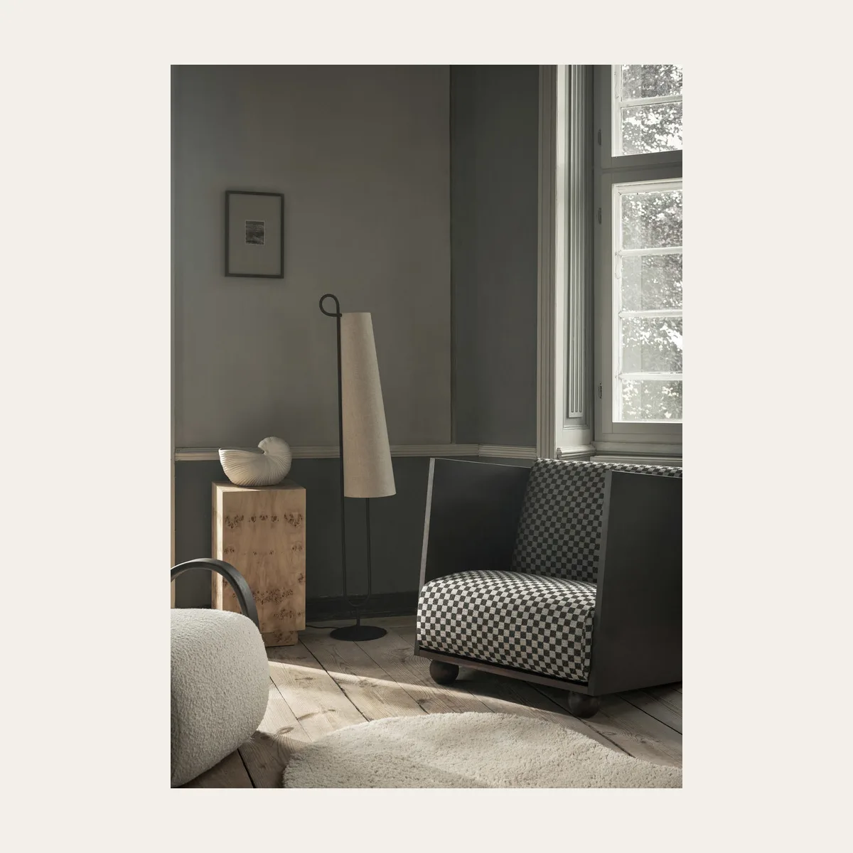 Ancora Floor Lamp